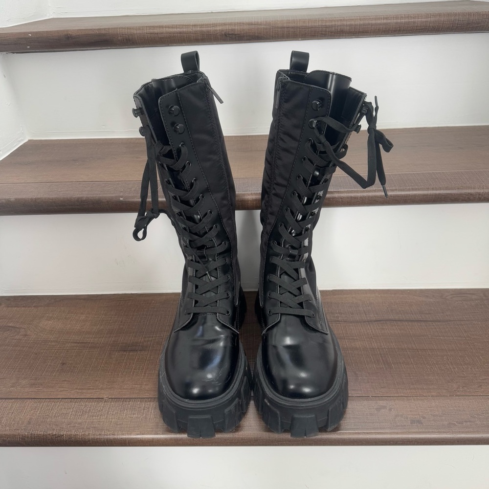 Marc Fisher LTD Women's Hayes Lug Sole Combat Boots